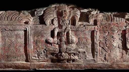 Buitengewoon Maya-reliëf ontd…